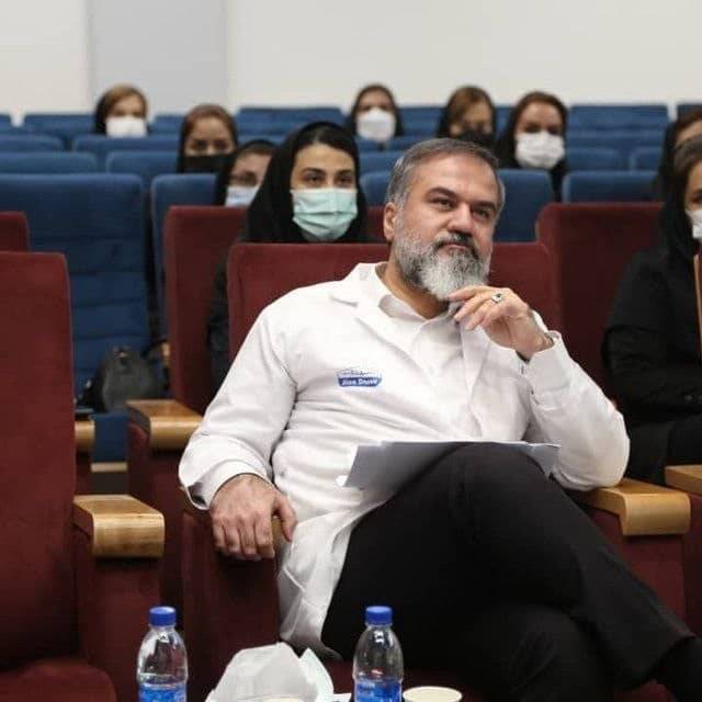 نقد مدیرعامل شرکت خدماتی صنایع داروسازی بر سامانه مالیاتی کشور