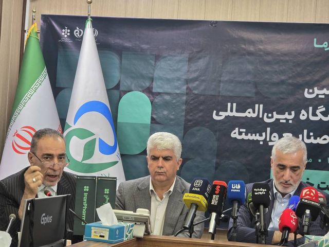 هشدار سندیکای تولیدکنندگان دارو درباره انتقال فشار بودجه به صنعت دارو