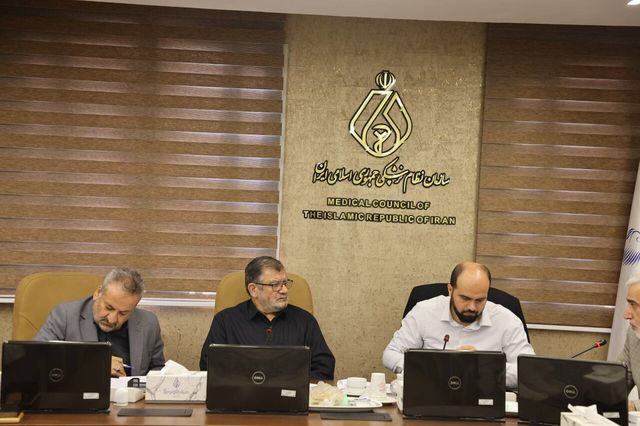 بررسی چالش‌های زنجیره تامین دارو در مجلس